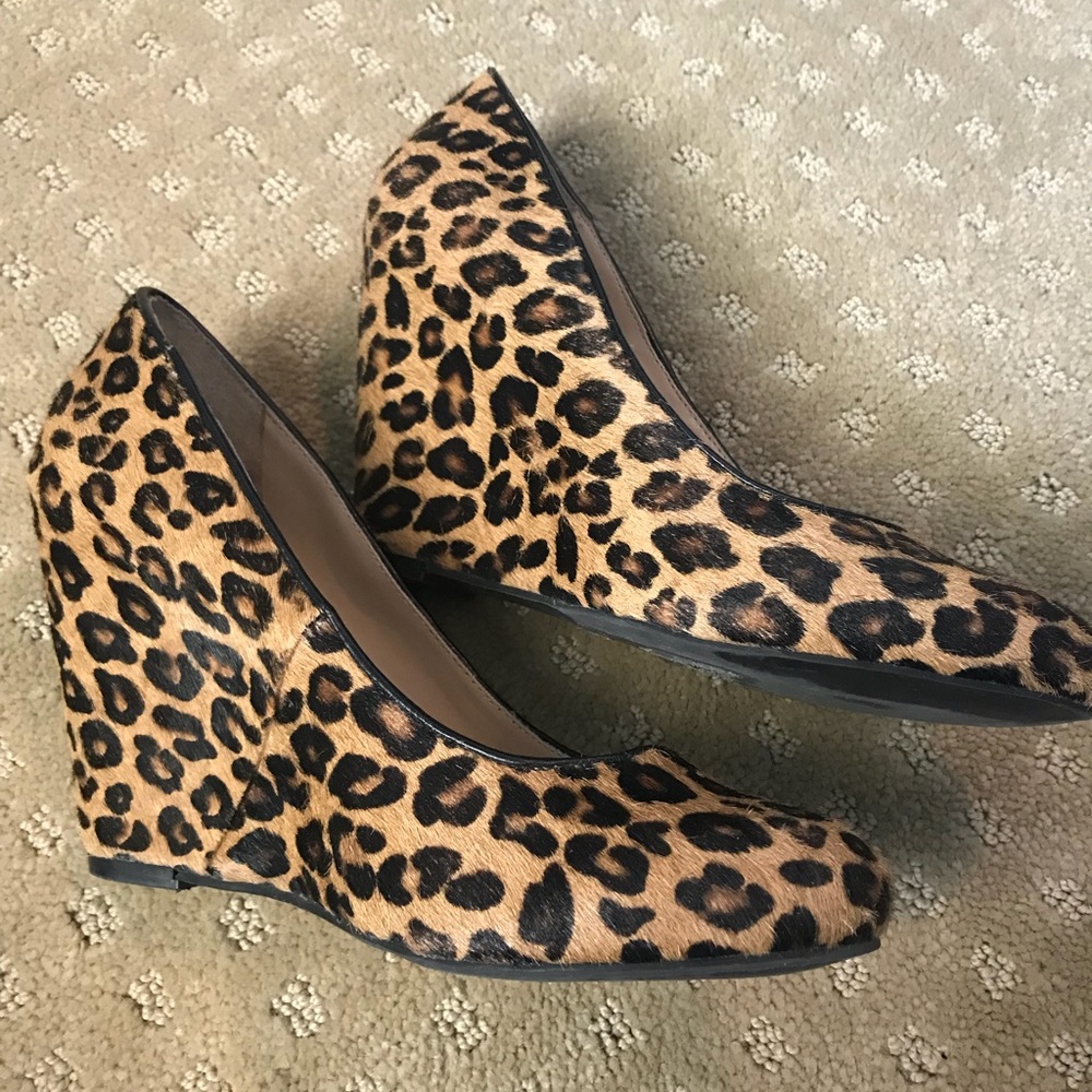 Banana Republic leopard print calf hair wedges
